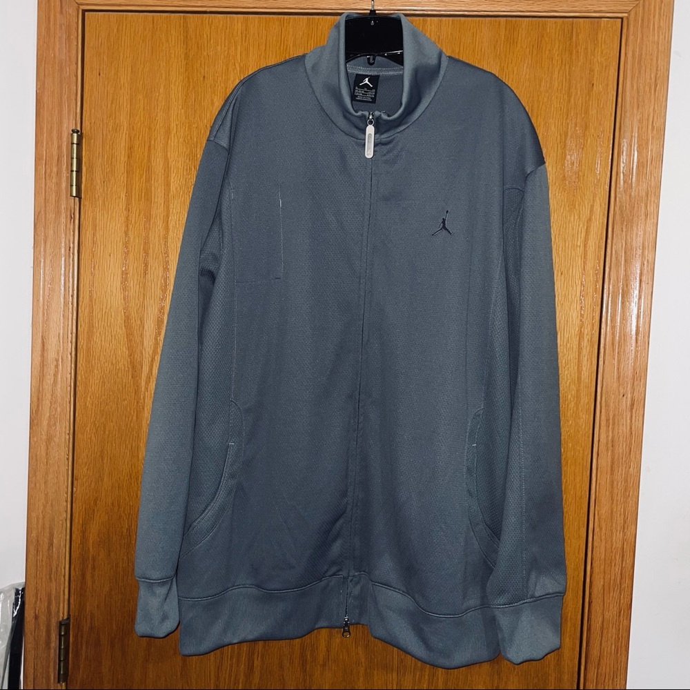 Nike Jordan Lightweight Jacket ‼️Like New ‼️